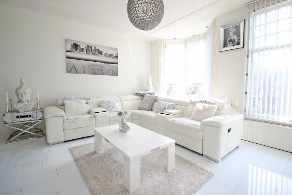 White Luxury Penthouse In City Centre Amsterdam Exterior photo